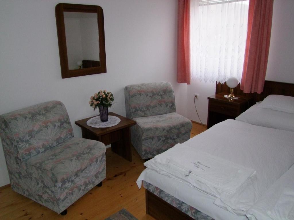 Rajna Apartmanhaz Богач Номер фото