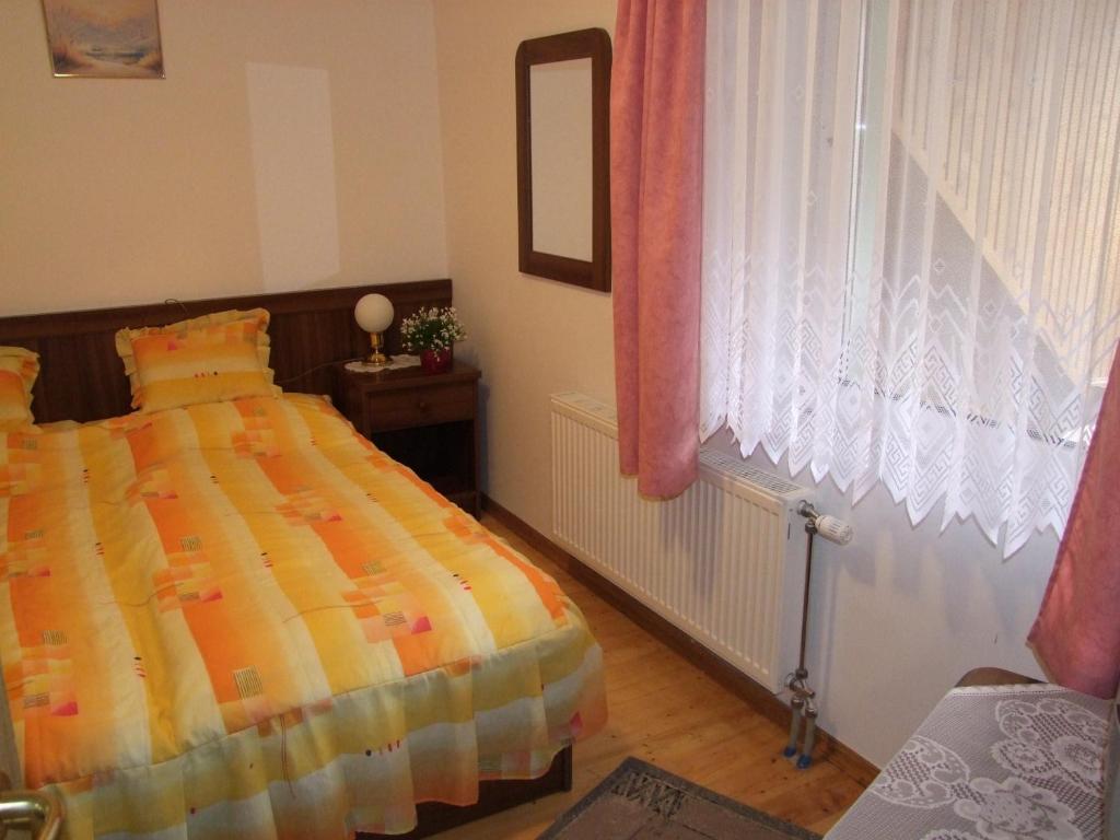 Rajna Apartmanhaz Богач Номер фото